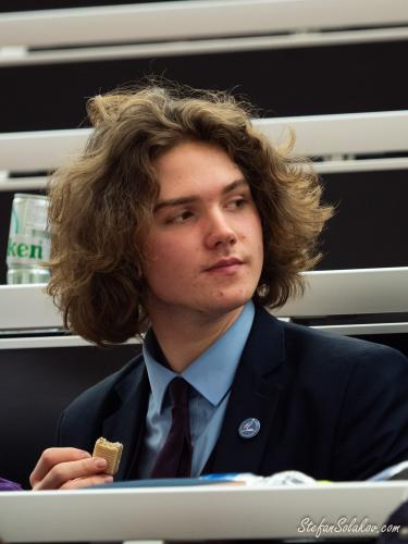 Debate-competition-1414